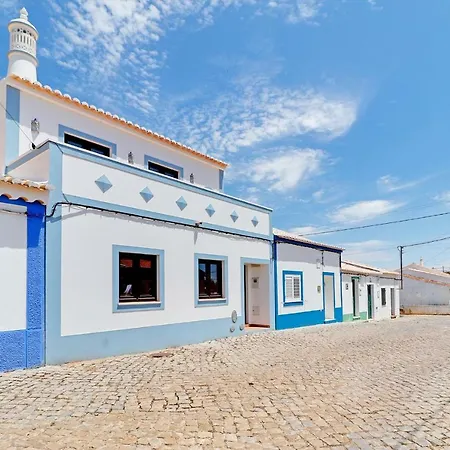 Typical House By Homing בית נופש